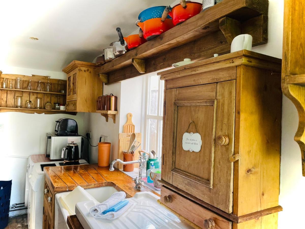 The Beehive, Ground Floor Apartment In Norfolk, No Shared Amenities ดาวแน็ม มาร์เก็ต ภายนอก รูปภาพ