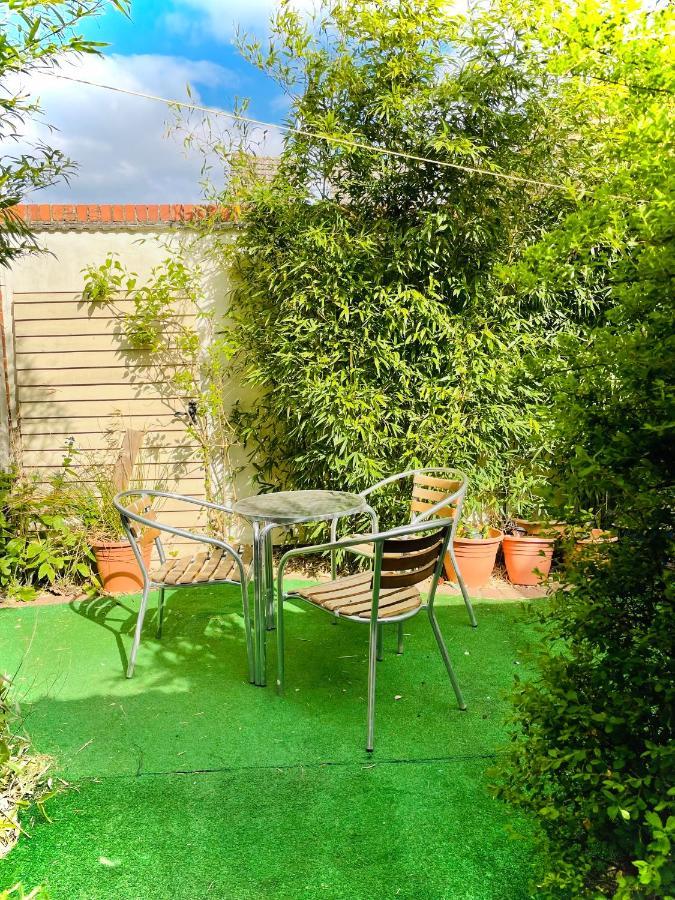 The Beehive, Ground Floor Apartment In Norfolk, No Shared Amenities ดาวแน็ม มาร์เก็ต ภายนอก รูปภาพ